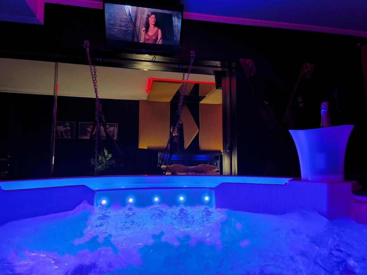 La Loveroom Bdsm De Nice " La Chambre Luxe Des Desirs " Ngoại thất bức ảnh